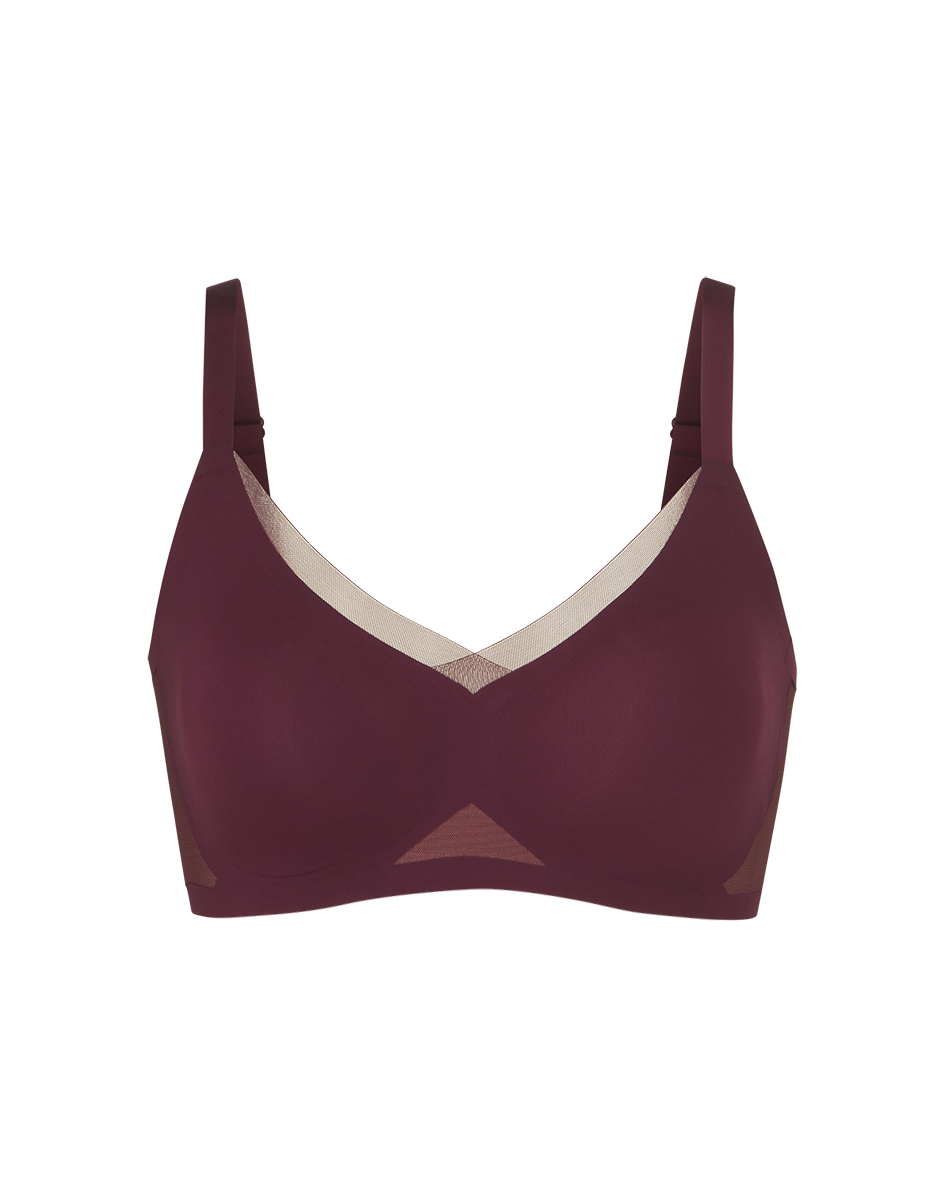 Crossover_Bra-Mannequin-Fig-Front.png