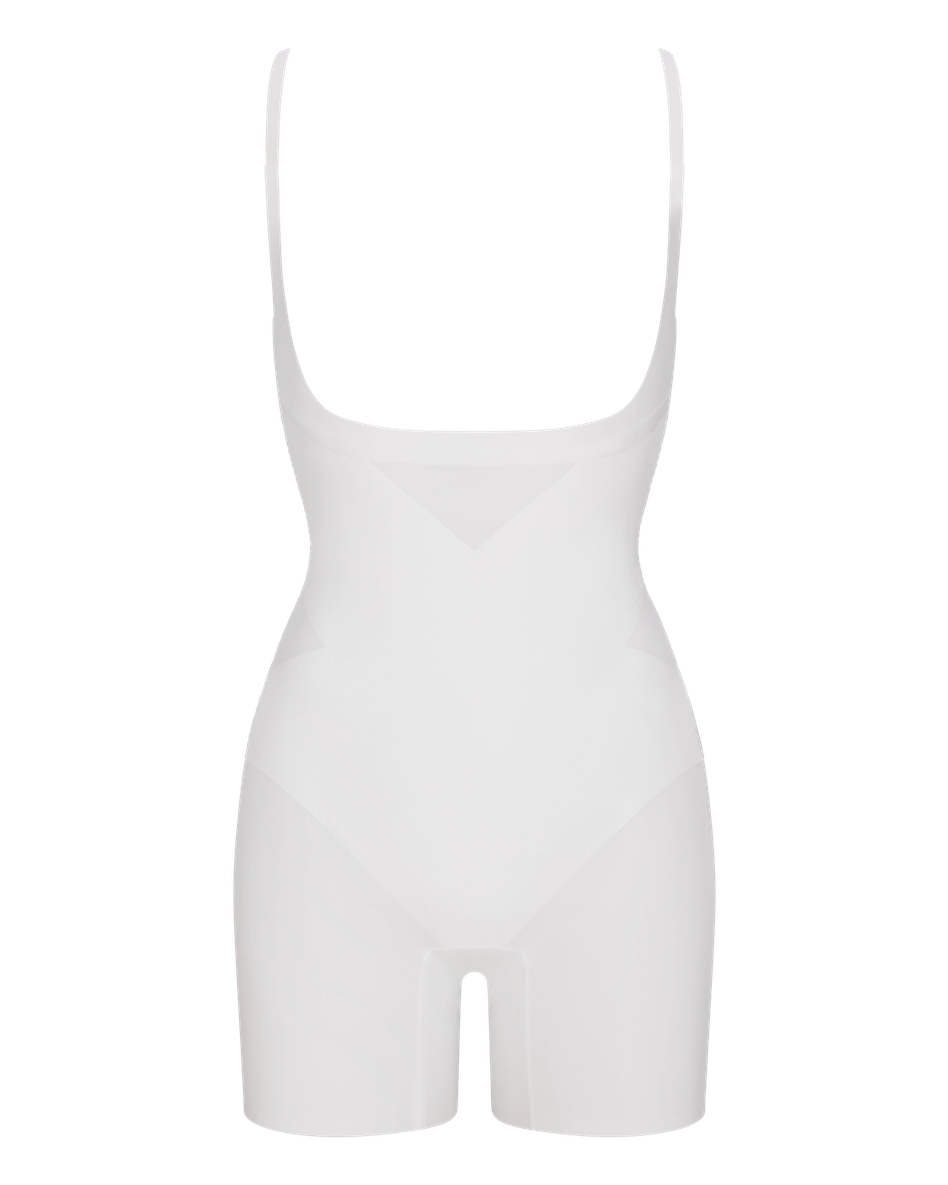 OpenBustMidThighBodysuit-Mannequin-Runway-Front_c1083925-38e6-44dd-87ee-30af77df863b.png