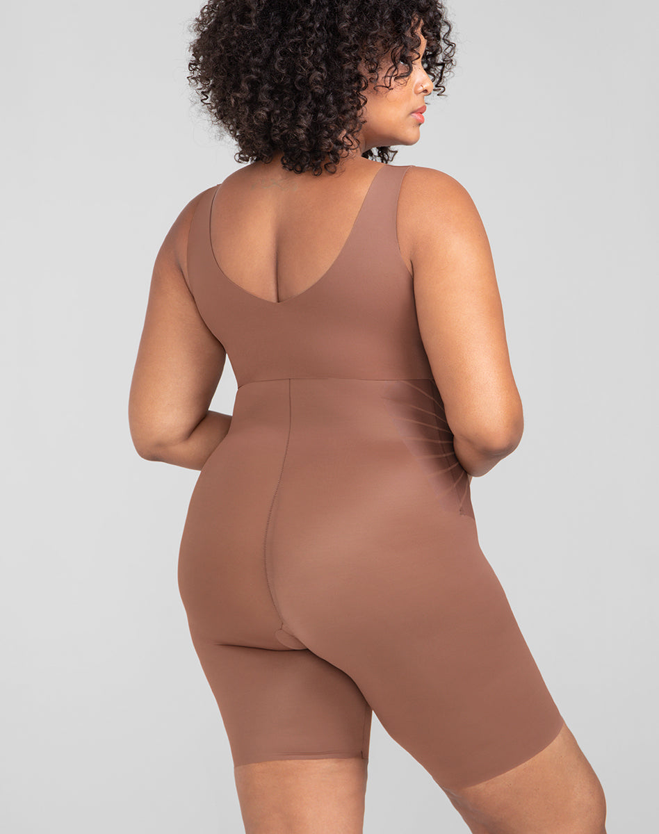 ShadowSculptHighWaistShort-Model-Toffee-XL-Courtney-Back.jpg