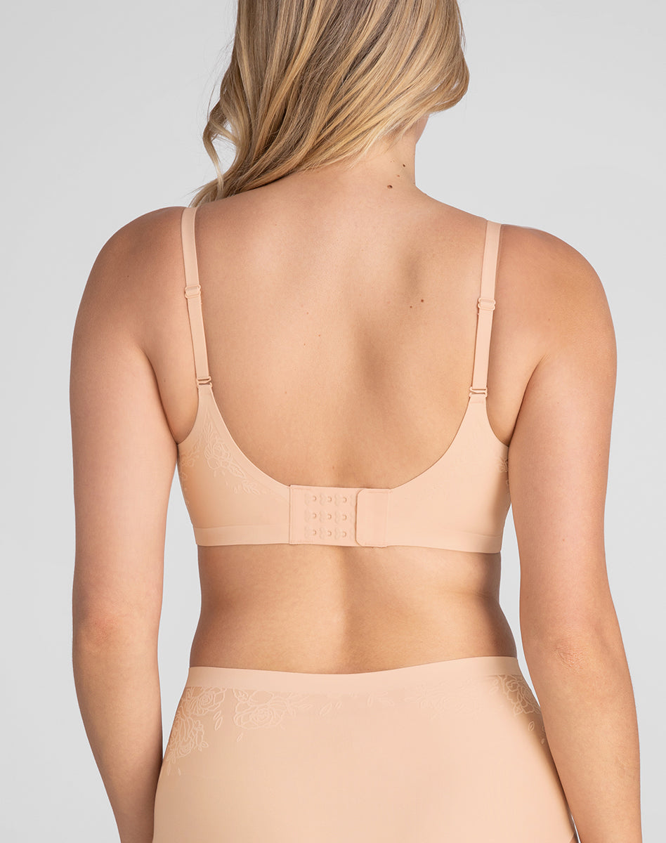 SilhouetteRBra-Model-Blush-M-Elle-Back.jpg