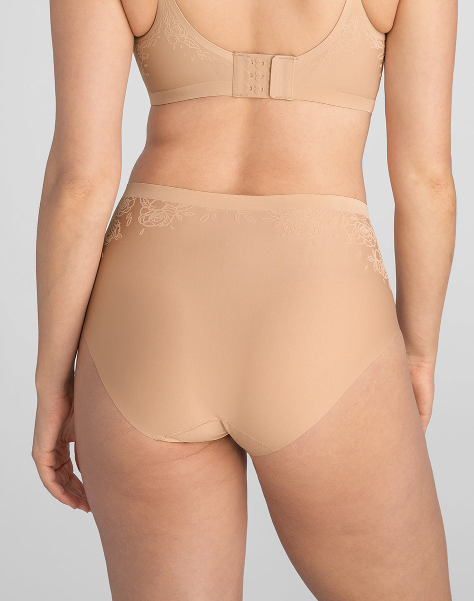 SilhouetteRosesBrief-Model-Sand-M-Elle-Back.jpg