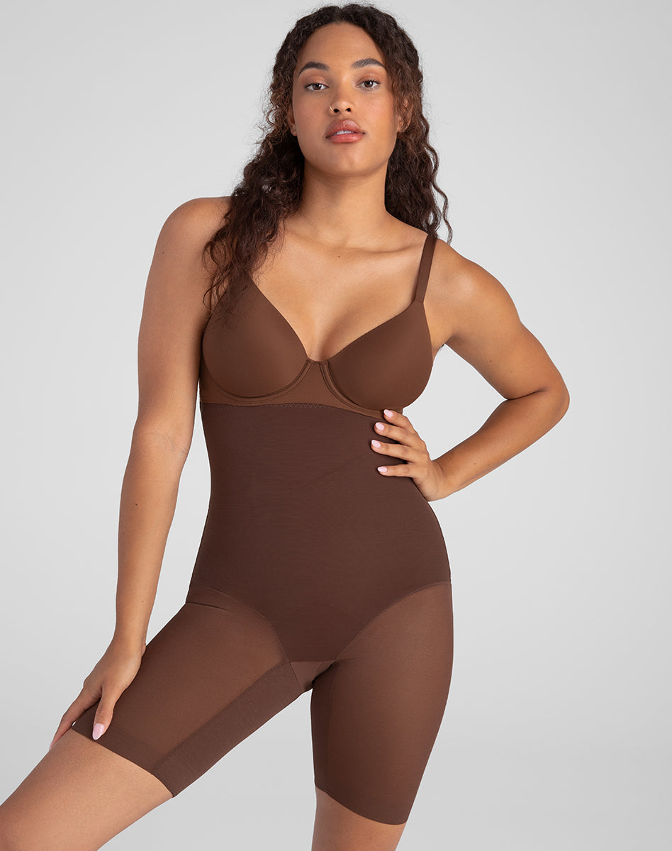 SuperPowerShort-Model-Mocha-M-Mei-Front.jpg